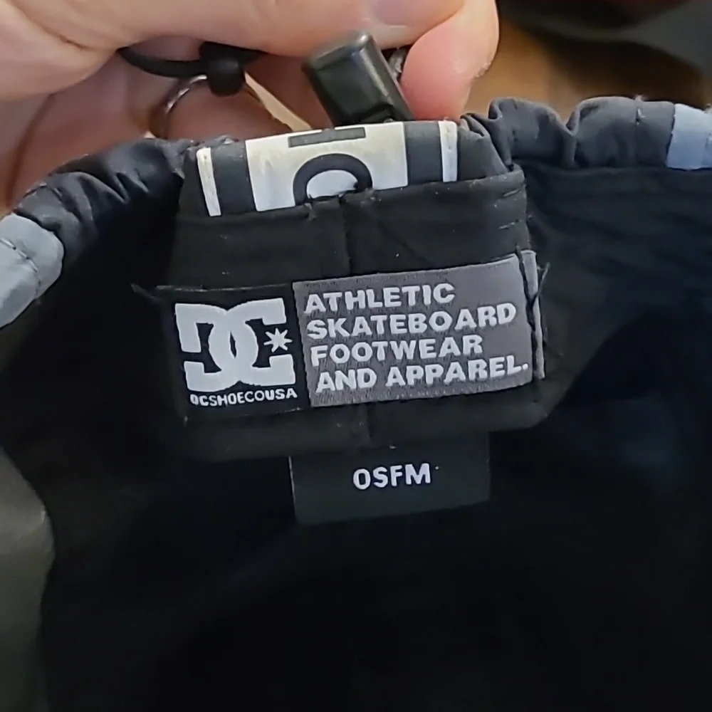 DC adjustable hat - Picture 3 of 4